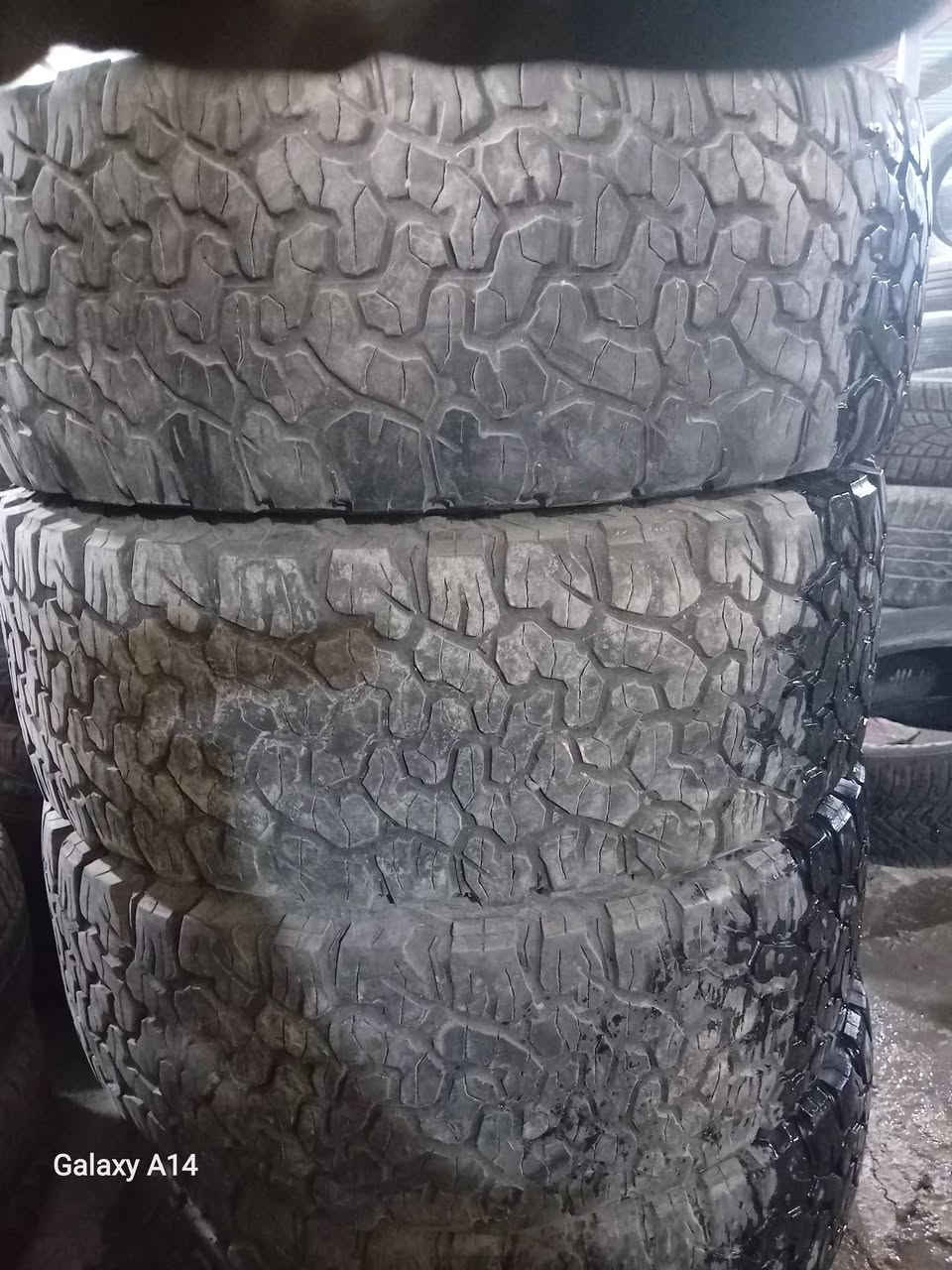 السلام عليكم تخم اتطارات  T/A جبلي نضافه 80 بل ميه سعر التخم 225 وبي مجال العنوان صلاح الدين  ***********
