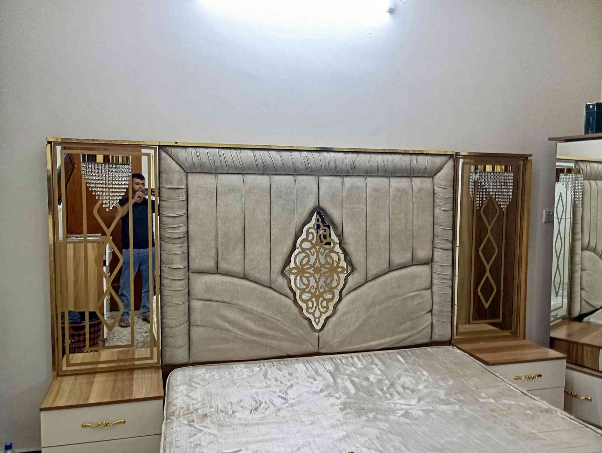 غرف نوم تركي ابواب كنتور مع محلق غرف نظيفة وحلوة. وشد ونقل مجاني للطلب على الخاص والرقم ***********
