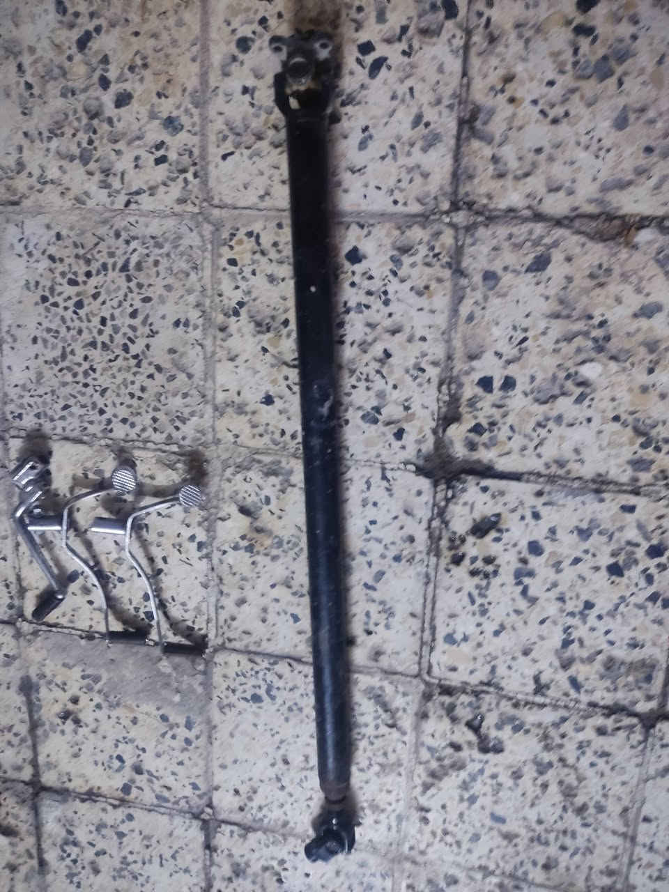 سلام عليكم اخوان غراض للبيع كلها شغاله اي حاجه تعجبك بخدمتك خاص او عل رقم بي واتساب ***********.. مكاني كوت..؟
