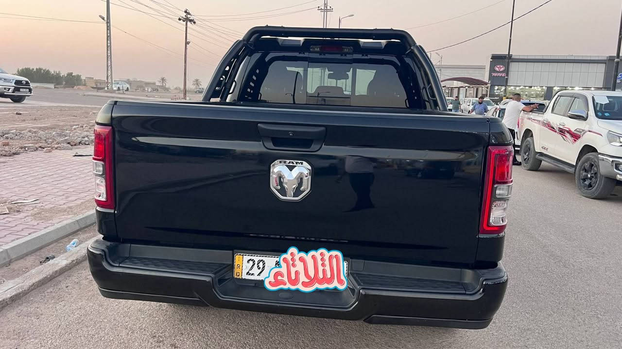 السلام عليكم بيع او مراوس
رام بك هورن ترادسمان بلاك توب ايتورك ستة سلندر
كفالة عامة من ضربة وصبغ وتبديل وبارد
مكينة v6 3600 ايتورك 
نص مواصفات 
ماشية 9000 زيرو السيارة 
رقم واسط تحويل حاضر 
تقرير غرق مبدل سستم كامل 
مصروف عليها ٢٥ ورقة اضافات واضحة بالصور 
مكاني واسط مركز مدينة
السعر اتصل او علق يصلك خاص
***********

نص مكتوب في الصور:
- الثلاثاء