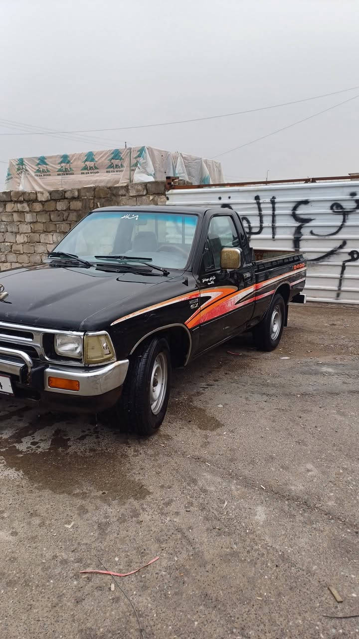 بيكم 1992 رقم نينوى بلادي كير محرك شرط حار بارد بدون صبغ شرط هزه ورقم جديد 
للبيع او معارض مع بيكم دبل 2000 وفوك رقم نينوى 
***********
***********

نص مكتوب في الصور:
- الموصل