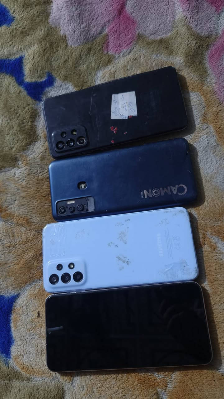 تلفونات عطلانات ابيعهن على وضعهن فقط الاوبو شغال اي خلل مابي ذاكره 128 بس رمز مقفول ينفتح ب 10 مكاني بغداد مدينه الصدر رقمي ‏‪***********‬‏
