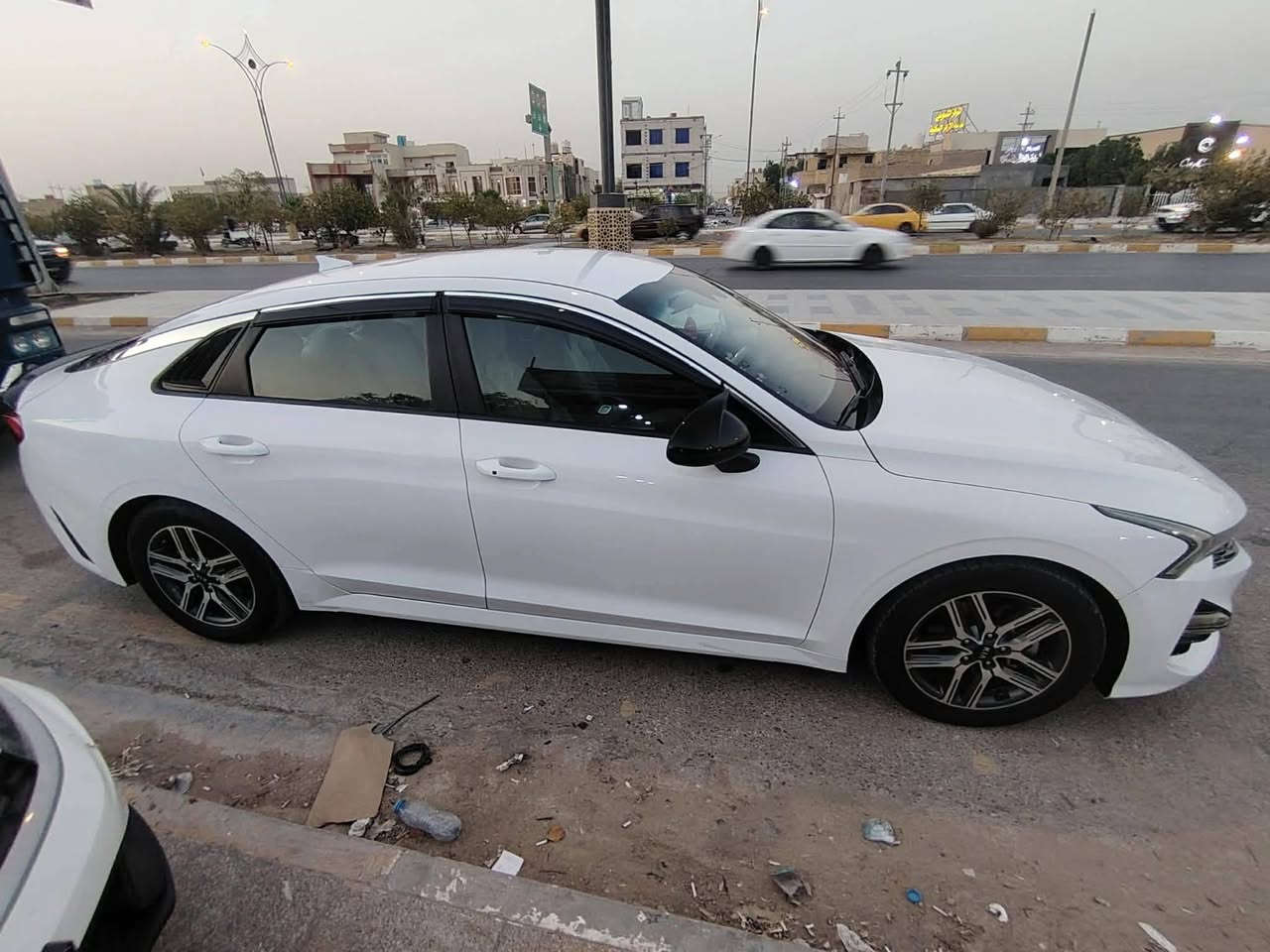 السلام عليكم 
كي فايف 2021
بيع او مراوس 
مواصفات؛LXS
1_بيع او مراوس
2_تشغيل عن بعد 
3_كشنات قماش
4_كامره خلفيه
5_رادارات
6_توقف ذاتي
7_قياده ذاتيه
8_نظام ترحيب عند القتراب
9_نضام تنبيه خروج من المسار
10_ماصده ذكيه زنون لد ابيض 
11_4انظمة قياده
12_نظام ابل وكاربلي
13_نظام تحذير عند اي مشكله
14_صندوق ذكي عند الاقتراب
15_سايد بريك بصمه
16_اوتوهولد
17_حساسات
18_مثبت سرعه
19_حساس اطارات
20_فول تحكم ستيرن
21_كير أوتو+عادي
22_مانع انزلاق
23_ تخم تاير بجيس 
24_ وياله جدد 
السياره بعد بيه مواصفات
ناصريه - ***********
