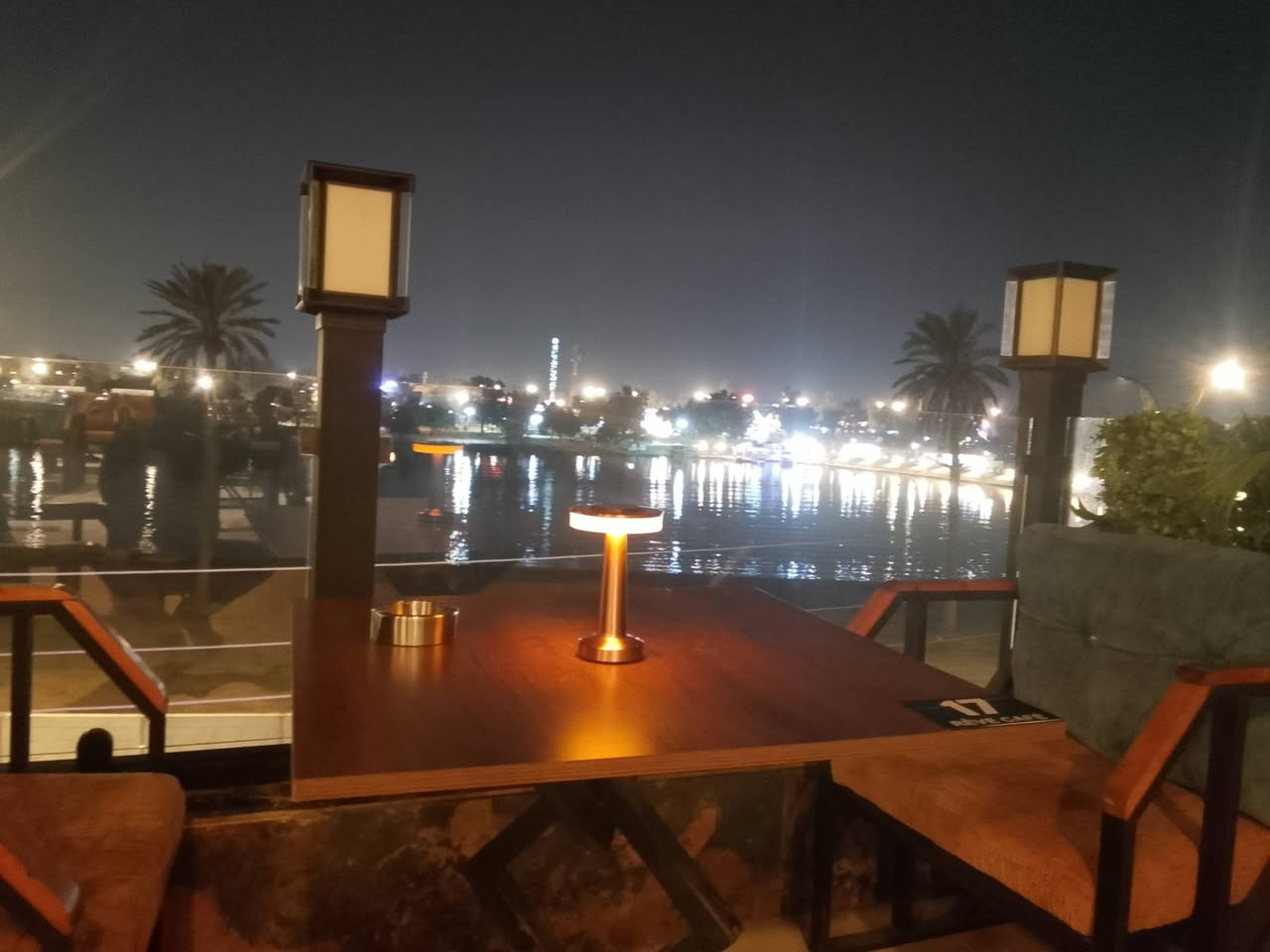 RÊVE CAFÉ • أجواء ليلية • باب الجزيرة