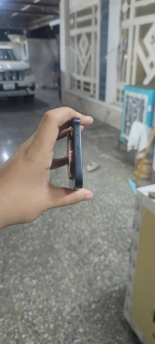 للبيع هواوي نوفا ١٥ماكس مشاريه قبل شهر بس وكع مني نكسرت هذه الكسر مماثر علئ لمس كاملل ملحقات ب٢٢٥الف بغداد حي الإعلام ***********
