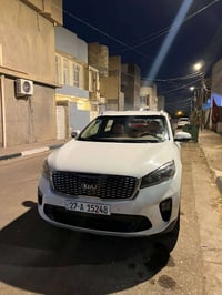 سورنتو شكل ال٢٠ • ٦ سلندر • ماشي ١١٥ الف
