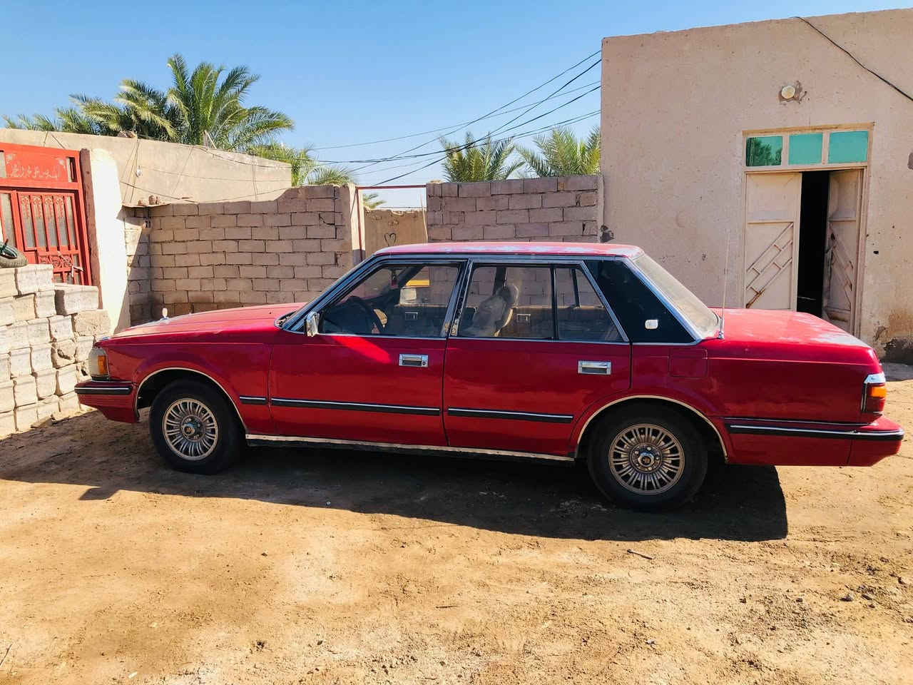 سوبر 84محرك وكير بطه ثنين ونص أني شادهن بيدي قبل شهرين تخم تاير ويل كب قبل شهر شادهن مكان ديوانيه السدير سعر 45 وبيه مجال حق جيه رقم ***********
