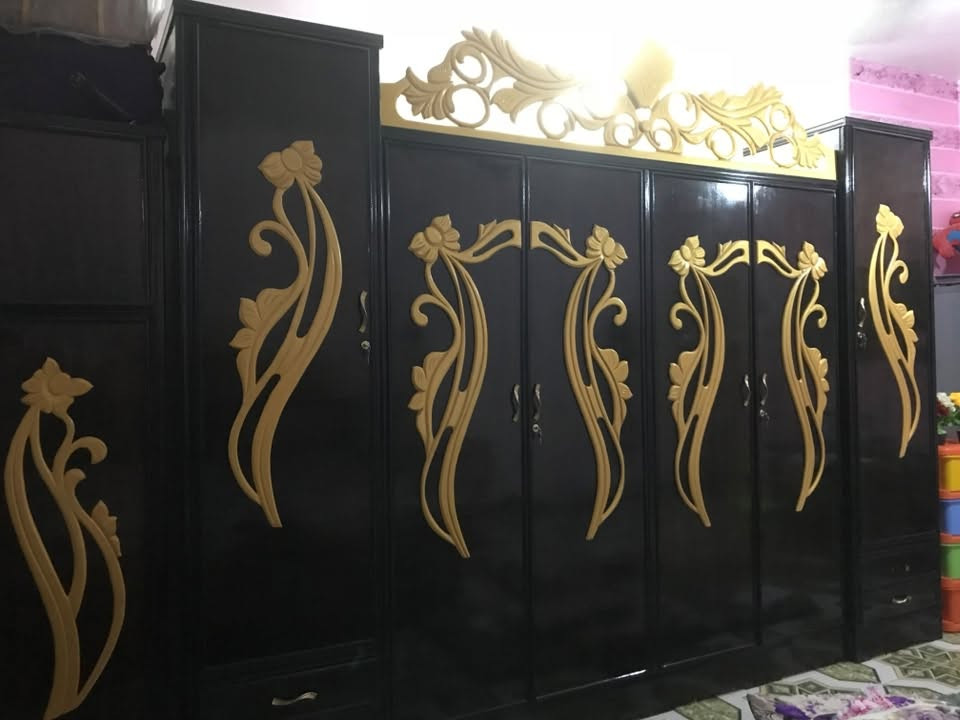 غرفة نجارة • قفل • ما بيها ضرر