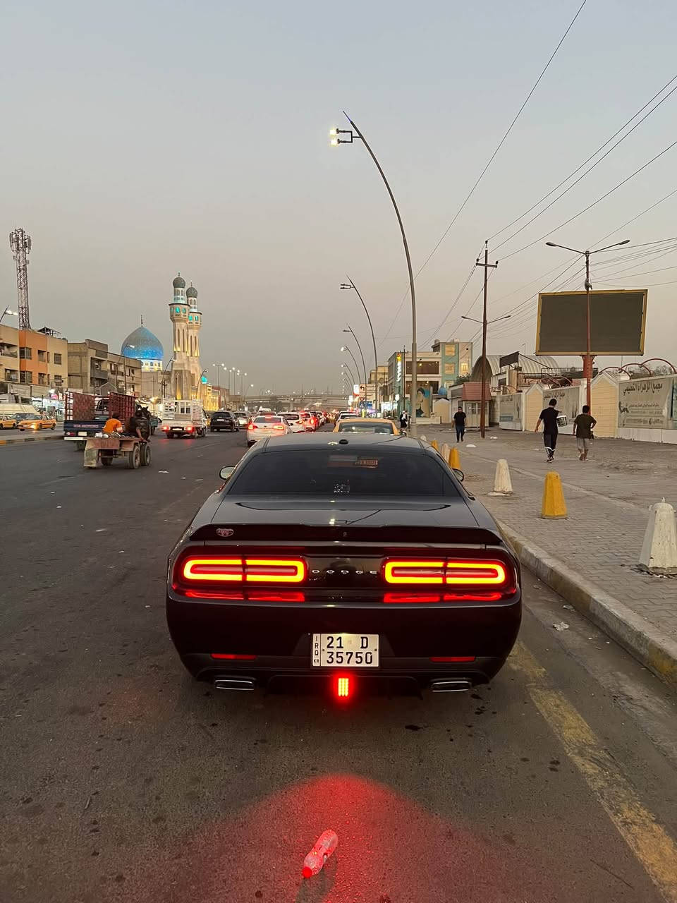 جالنجر 2019 sxt
مواصفات ال sxt المعروفه 
🧨مقعد كهرباء
🧨تحكمات ستيرن 
🧨عداد دجتال 
🧨كامره خلفيه 
🧨قفل سرعه 
🧨شاشه صغيره 
🧨مري كهرباء
🧨لون السياره نيلي وليس اسود 
السياره بدون ايرباك او شاصي بجم السياره كبس بلادي وحادث السياره مرفق بالمنشور 
للاستفسار الاتصال على الرقم 
***********
