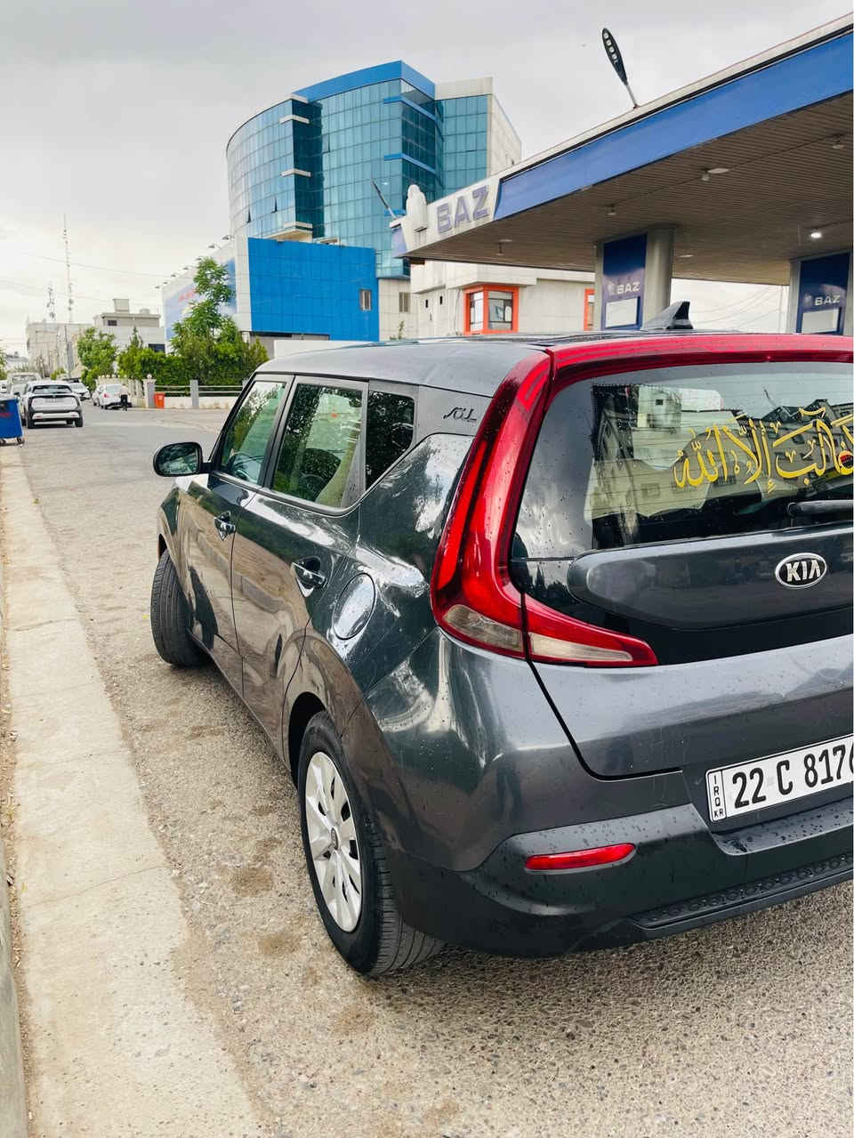 كيا سؤل ٢٠٢١سندوقي بؤياغة لةگةل ٣جي سارد ي هةية گير و مةكينةو تةبريدي بةشةرتة رةقةم سةنةوي و هةموو شتي نويية تاكو ٢٠٢٩ سةيارةكة هةموو شتيكي جاهيزة پيشي كةپسة بي ئيرباگة جمپيكي خةفيفي پشتي هةية ناو سندوقي نيية  *********** أربيل, العراق
