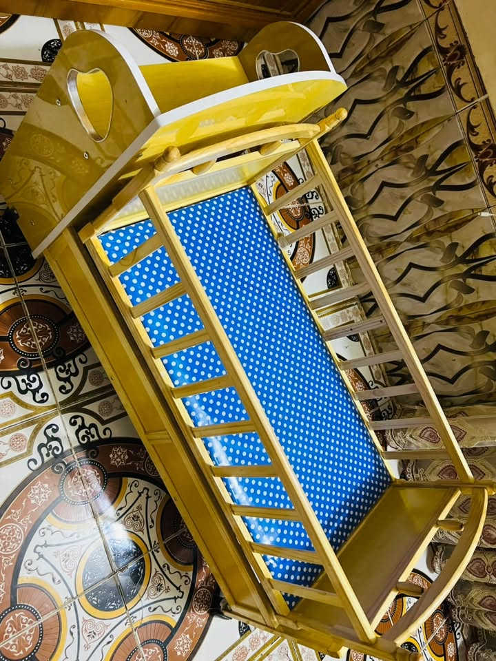 سلام عليكم كاروك أطفال للبيع جديد مامستخدم قليل سعره ٧٥ أو بي مجال قليل متوفر توصيل
للتواصل واتساب 
***********

