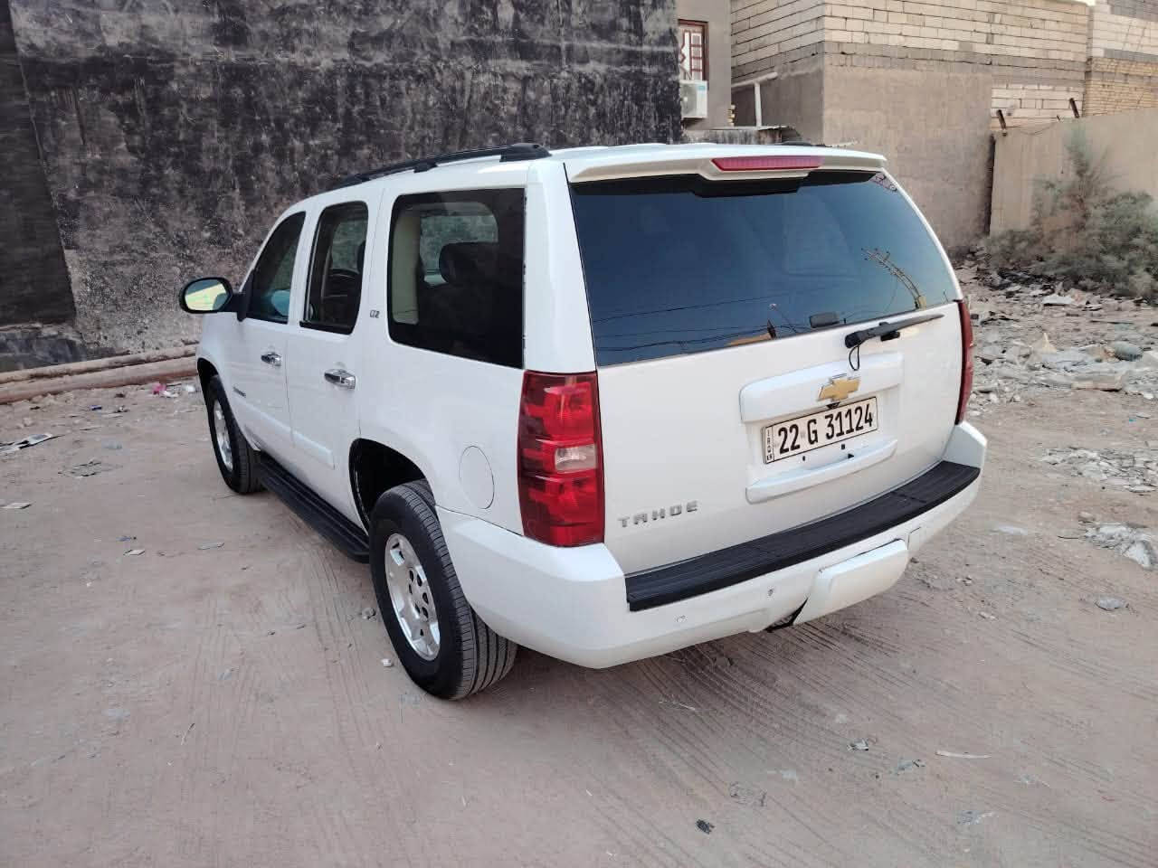 السلام عليكم
تاهو 2007
فول مواصفات LTZ
رقم اربيل باسمي سنوية جديدة هزة جديدة
السيارة بية قطعتين مبدلة
العنوان البصرة شط العرب
هاتف ***********
السعر 155 بية مجال 
مامتواجد على الفيس
