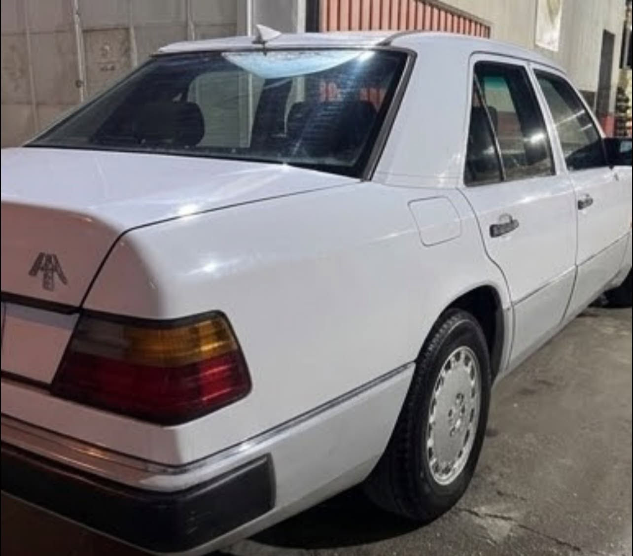 مرسيدس دب موديل 1990 محرك محور بطة 3000 سنوية جديدة لحد 2030 تبريد شغال صبغ عام قواعد سليمة مكان السيارة كركوك
سعر 63$
رقم ***********
