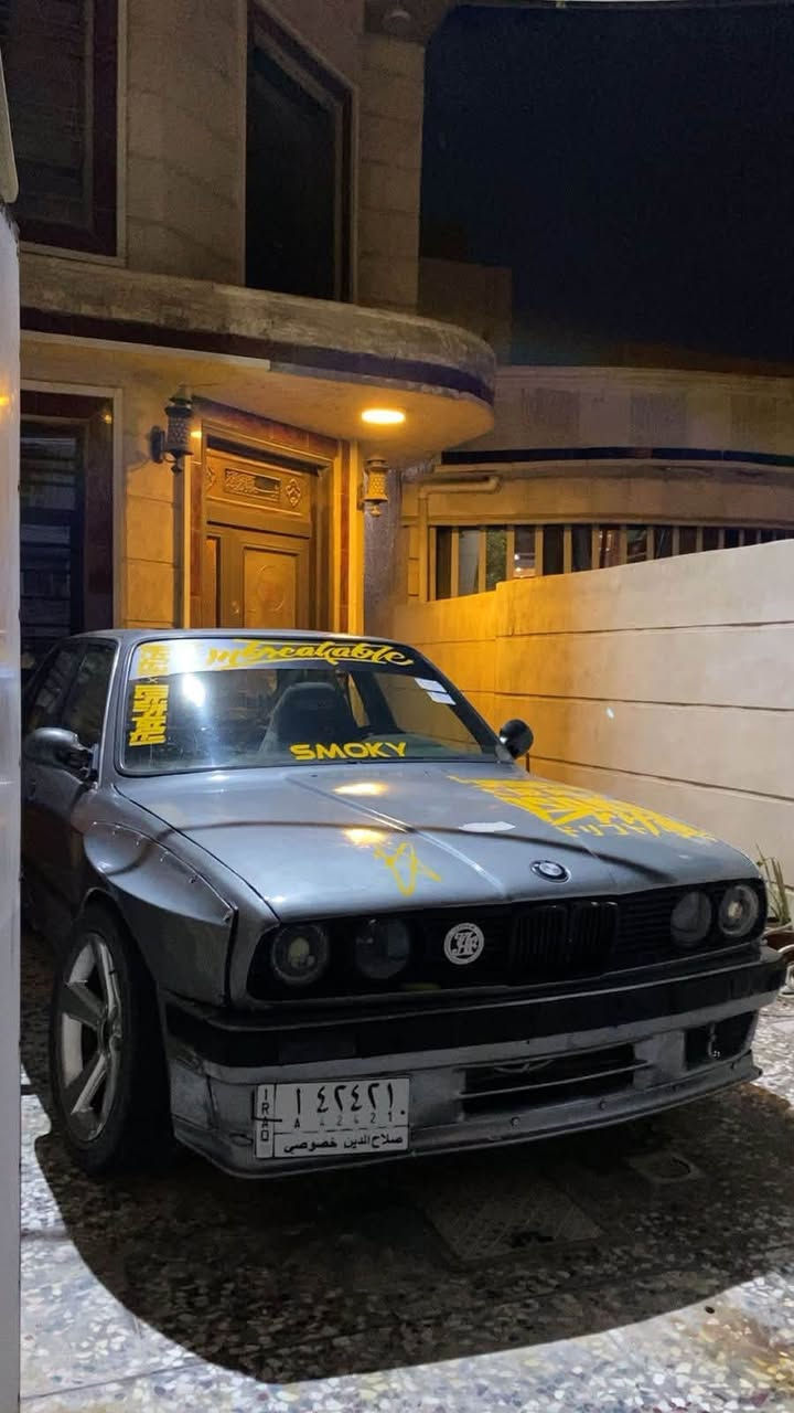 حيبدي موسم واريد اغير
 (للاستعراض )
BMW E30 
V8 4.4
خزان عمل 
كسرات ستيرن
هاند بريك هادروليك
شورشفت
نفخات وايد بدي
وبعد بيها شغلات بسيطة
السيارة متروكة بسبب توقف موسم الاستعراض 
رقم صلاح الدين مشروع وطني وين متريد احولك 
السعر 33 وبيها مجال 
مكان بغداد حي الجامعة 
***********
