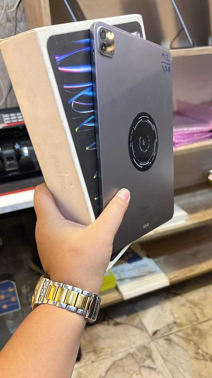 🔥 iPad Pro 11 M2 🔥

• سعة 128GB
• بطارية 85% وفوك
• الجهاز نضيف كلش وما بي أي صيانة
• ويا ملحقاته
• أداء قوي جدًا بمعالج M2
• توصيل لكافة المحافظات 🚚

💰 السعر: 850 ألف وقابل للتفاوض
📞 للتواصل: ***********
