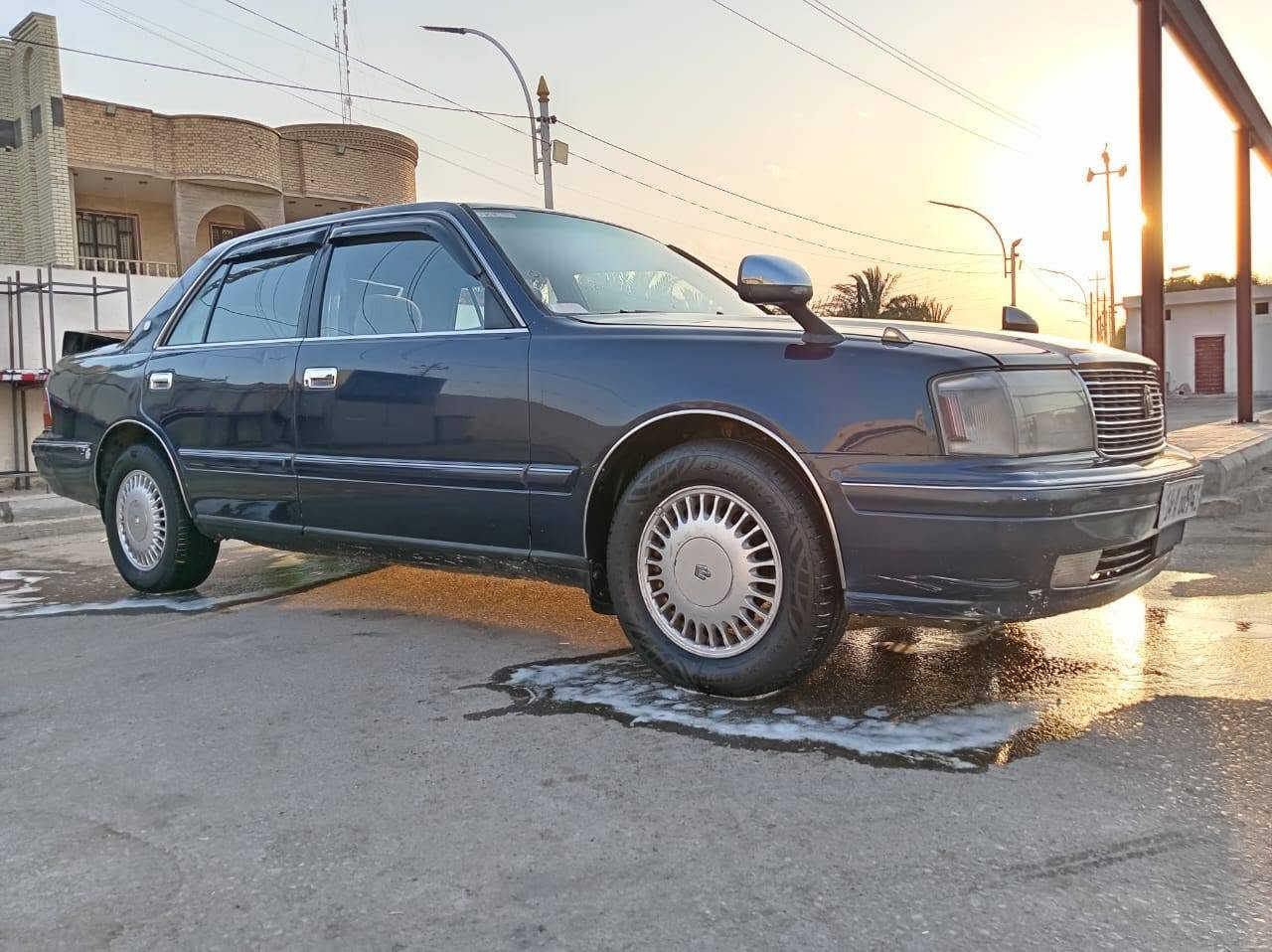 راس الثور تكم للبيع سياره جاهزه بس 
صبغ جماليه وضربه بجاملغ الخلفي 
بصفحه العبري موديل 1998
السعر 70 وبيه مجال للشراي 
***********  هذا رقم صاحب السياره
إنه مكلف بنشر
