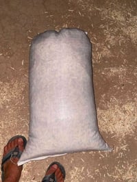 نشارة دواجن • خشنة • توصيل ديالى