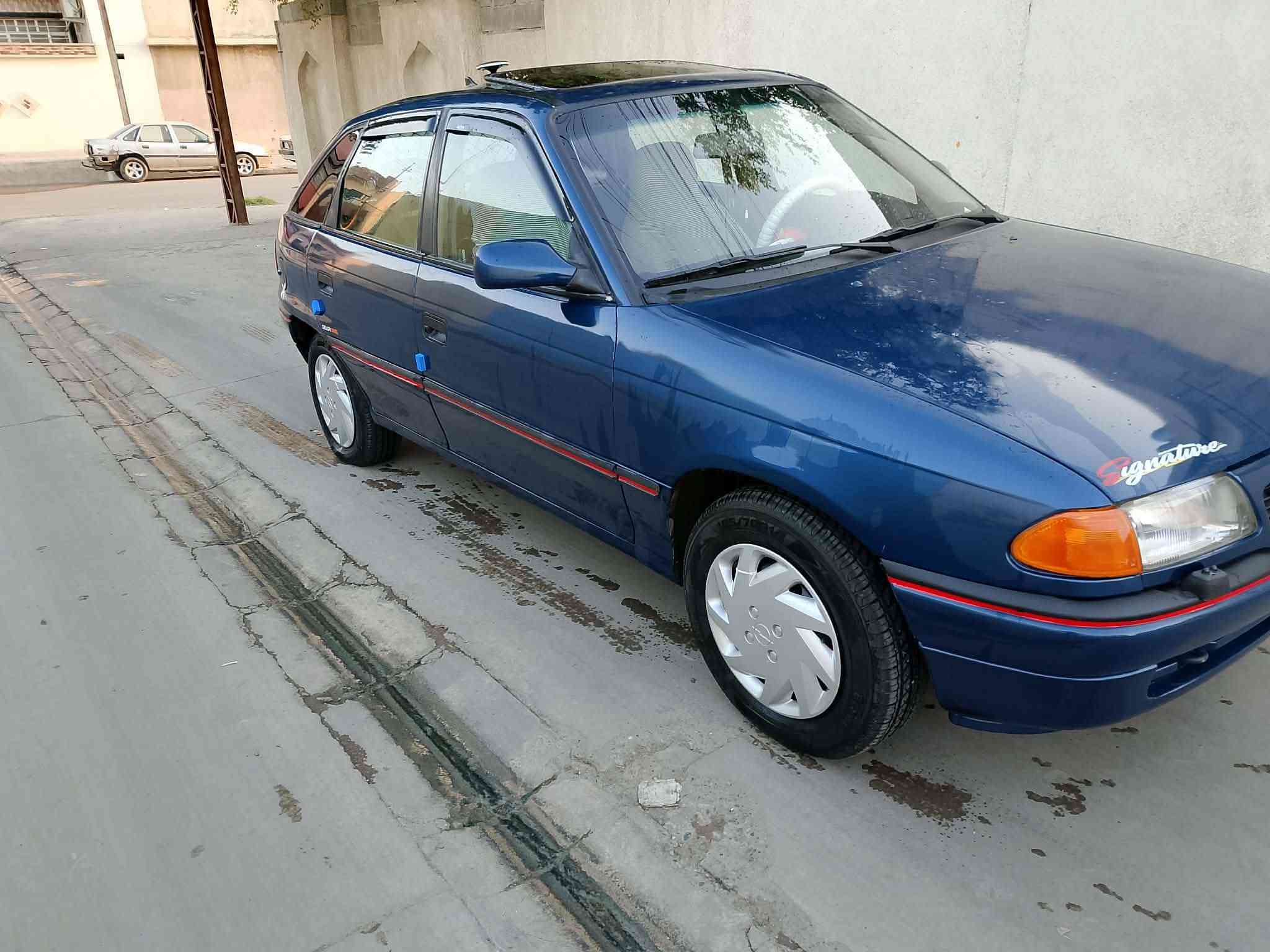 السلام عليكم 

استره موديل،1992

حجم 20 كاربون بنزين بيها 
سنوي عظم 2029

كير ومحرك شرط 

طخم أمامي وخلفي كلو جديد 

داخل اسود جديد كهربائيات كلها 

 شغال ستيرن بور  تنتا

 جامات كهرب 

 صبغ عام جمالي
استفسار 
***********
***********

نص مكتوب في الصور:
- ***********
- ***********