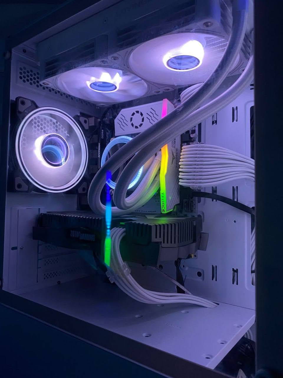 $450
CPU : E5 2667
GPU : RTX 2060 ZOTAC
MOTHERBOARD : X99 WHITE
RAM :  16GB 3200Mhz
COOLER : LIQUID COOLER 2FAN WHITE 
STORGE : 512GB SSD SATA
POWER SUPPLY : 650W AURA 

بۆ حیجزکردن

***********
