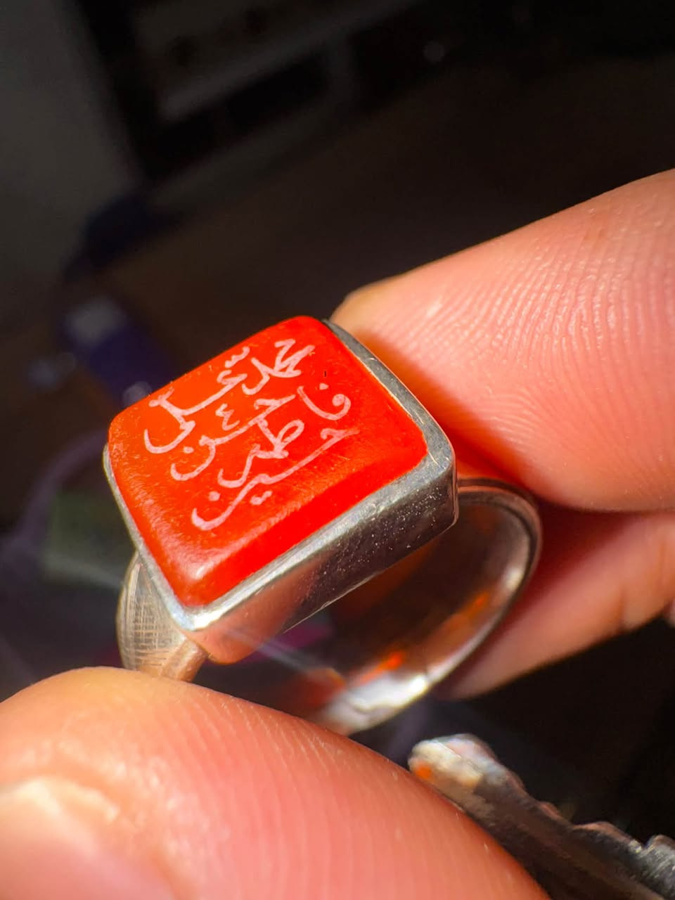 عقيق مشمشي • قديم جدا • خط تيزابي
