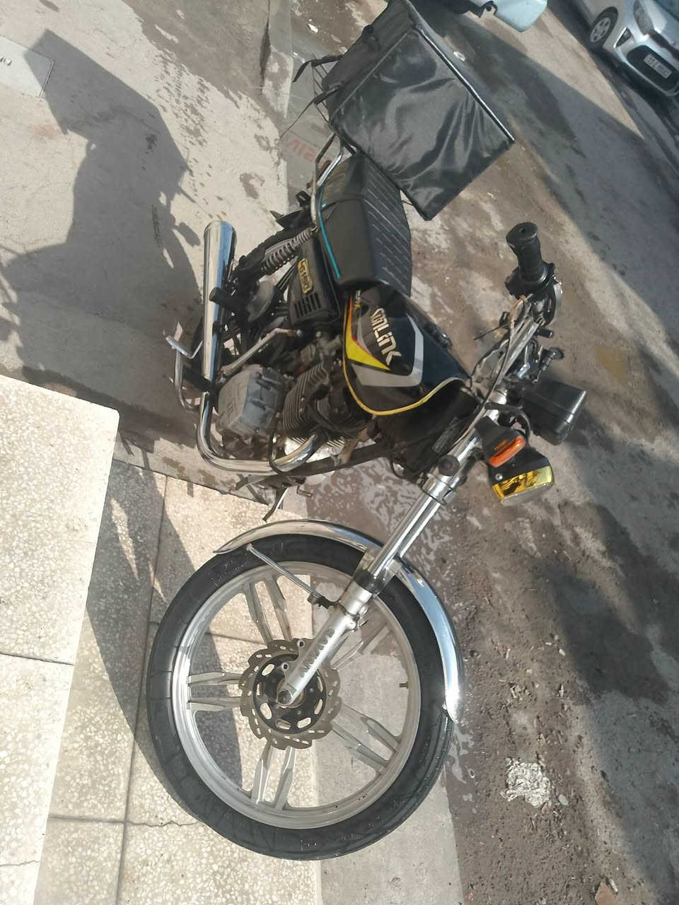 دراجه كاملة مابين اي نقص مديل 21مكينه لاتبخير ولانقيص 5نمر ترتيب  جديد زنجيل بكره كله جديد بدون اوراق سعر 450وبيه مجال مكان تقاطع درويش تراث ***********مامتواجد عل نت
