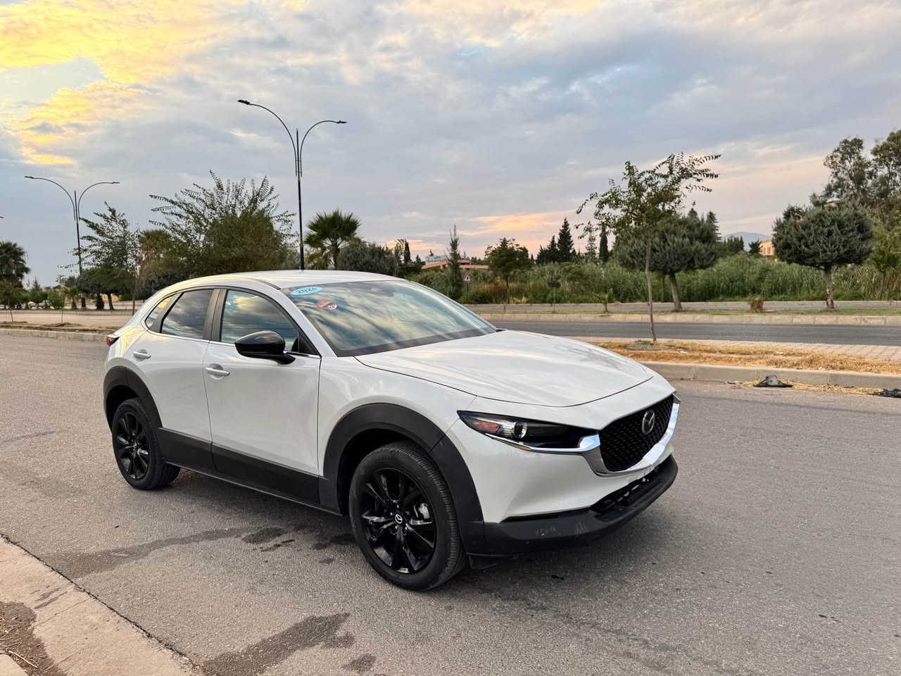 مازده CX30 بوند جملخ صبخ بدون دواخل ارباك سترين سيستم شرت ترقيم شيمالي مواصفات AWD بصمه ويل كروم شاشه شغال رادار حساسات كوشنات جلد كهرباي هيتر فول بس بدون فتحه سعر 123مجال بسيط رقم ولتساب *********** اكر, نينوى
