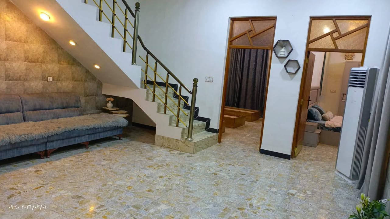 السلام عليكم بيت للبيع بناء حديث مساحتة ١٥٠متر
سند _٢٥ زراعي ارض ناظم الطيب اول بيت في بداية الفرع الواجهة ٧ ونص نزال ٢٠( مطبخ واستقبال وصالة وسطية وغرفتين نوم وصحيات خارجية ومناور اثنين والطابق الثاني صالة وصحيات) للاستفسار أكثر التواصل ع هذا الرقم *********** العنوان زعفرانية حي الزهور (الزراعي)
