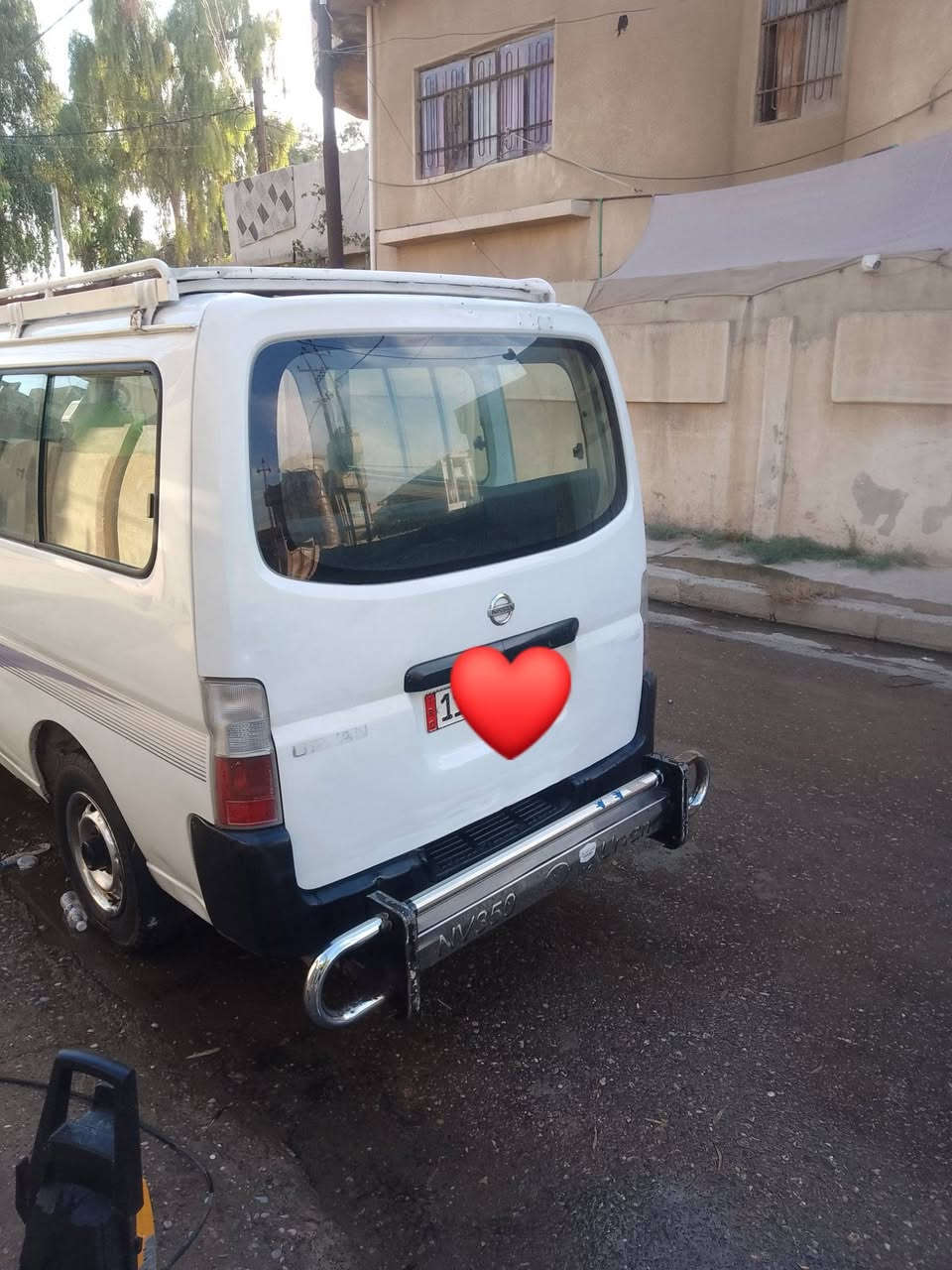 نيسان يورڤان • ٢٠٠٩ • رقم موصل