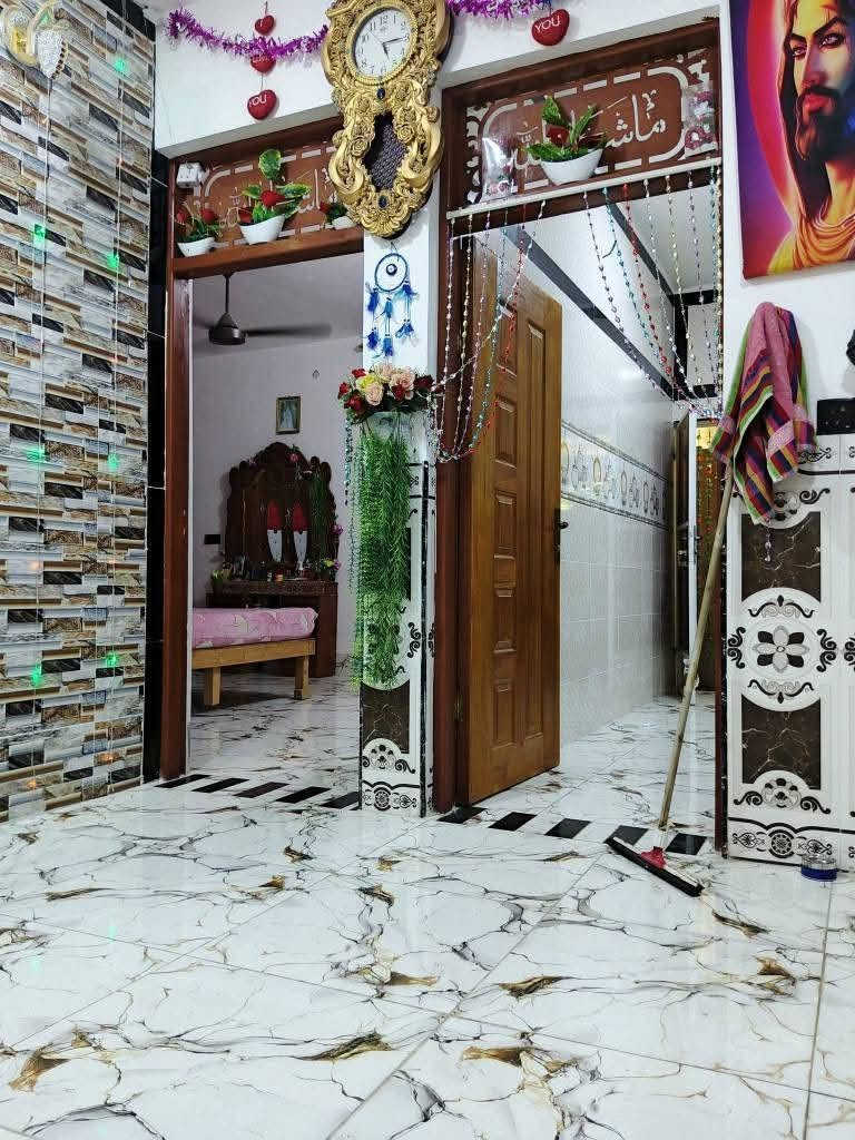 السلام عليكم بيت للبيع مساحه 120 غرفه نوم 5 باربعه مطبخ 5 باربعه نظيف 5 باربعه اول سته طابقا سعر 45 بمجال رقم *********** زراعي حي خضير
