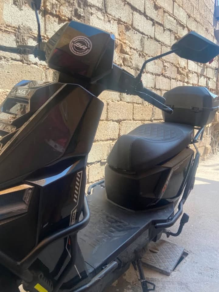 دراجة للبيع شحن جديدة رايدها بمليون و بيها مجال حق الجية المكان بغداد سبع قصور ***********
