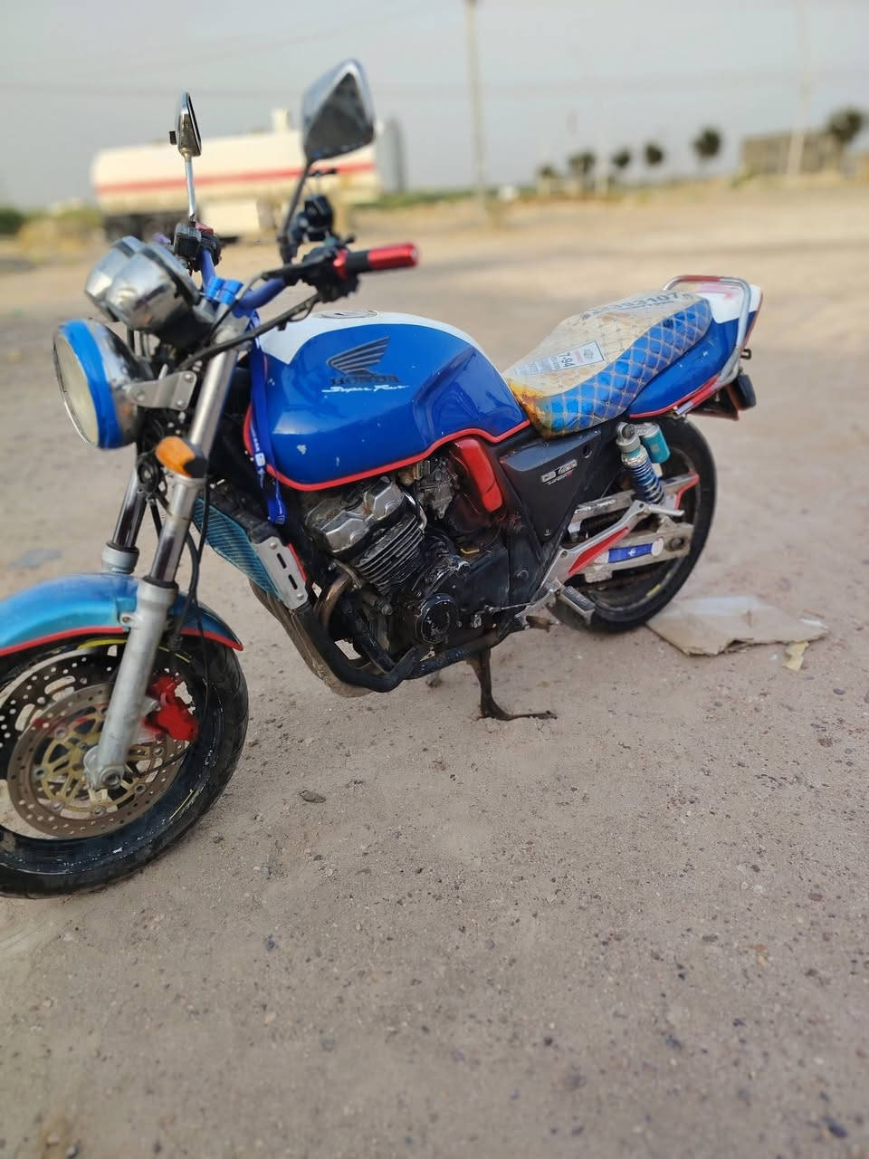 سيبي فور • ٤٠٠ • جيل اول