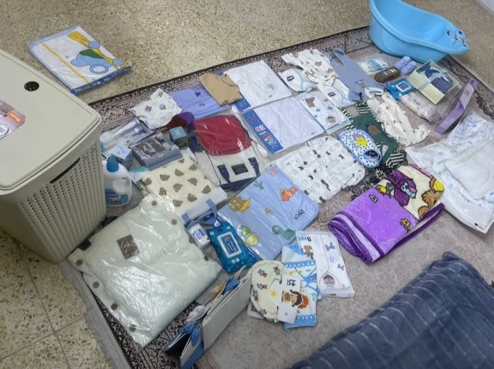 ملابس أطفال