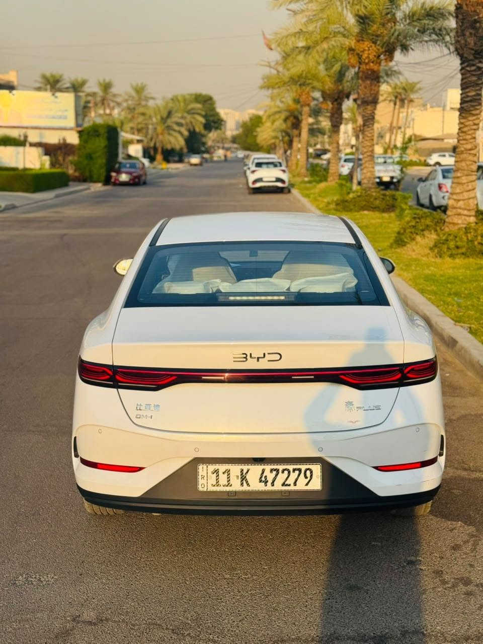 السلام عليكم BYD كن بلاص 2025
السياره مكفوله ماشيه 19500الف 
كامله ملحقات شاحنه بصمه كارت فوم 
السياره ام الضمان من معرض الحلو 
داخل ابيض 
السعر 21100
مكان السياره بغداد السيديه 
رقم ***********
