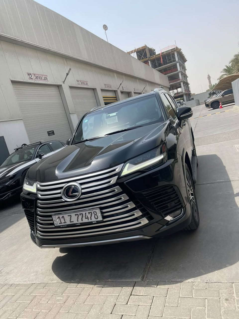 لكزز بلاتنيوم 2023 ساز 
بعدها داخل الظمان 
ماشيه 41 الف مغلفه ppf
سياره 3 شاشات 
داتا شو  5 كامرات 
جكات صندوك كهرباء 
وباقي مواصفات معروفه
السعر 103 عشر دفاتر و30ورقه
مكان بغداد الكريعات 
الاتصال *********** بغداد, العراق
