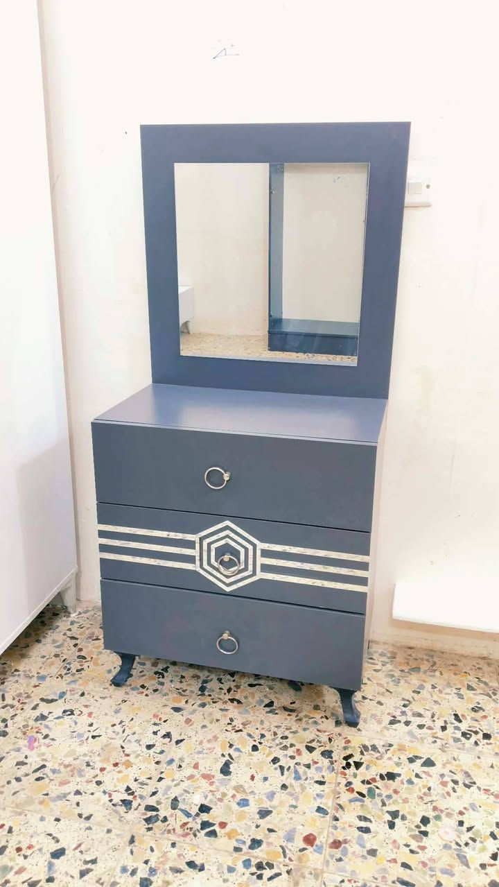 💎💗 غرفة تركي مستخدم
5قطع 
💯 نظافة 90
🚪 نظام ابواب مرتب
السعر 450
🪛 شد مجاني
🚚 نقل مجانيللحجز اخذ سكرين وتفضل واتساب ***********
