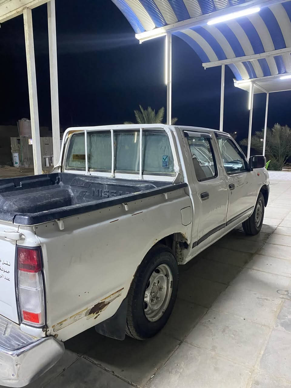 موديل 14 مضروبه جهتين  السياره بابين جهه السايق بابين تعديل بارد وجهه الراكب مبدلات ومكفوله عن الكلبه محرك كير اكسن مكفولات تبريد ثلج  رقمه مثنى بسمي ثاني يوم مداور   ***********
