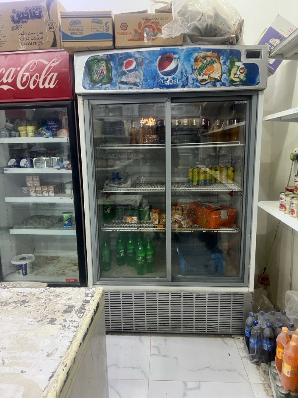 محل للبيع المكان نجف  المحل ركن في نص السوق وارده 350  وقابل للزياده انهمل بسبب دوام  المجمدات مو من ضمن المحل الايجار مالته ٣٠٠ السعر اربع ملايين وبي مجال  لل استفسار اتصل على الرقم *********** الرقم بي واتساب