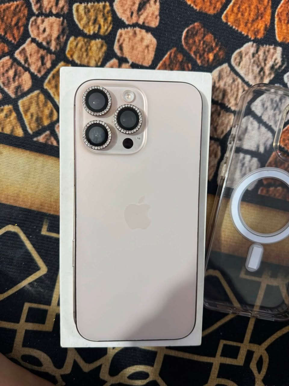 للبيع iPhone 16 Pro Max – 256GB

📱 اللون: صحراوي تيتانيوم (Desert Titanium)
💾 السعة: 256GB
🔋 صحة البطارية: 92%
🔄 عدد دورات الشحن: 387

✅ الجهاز نظيف جدًا، نسبة النظافة 95%
✅ بدون خدوش أو زلغ
✅ مع الكارتون الأصلي

⚠️ ملاحظة مهمة: بالفحص يظهر تنبيه يخص Face ID، لكن الفيس آيدي شغال ويعمل بشكل طبيعي، فقط تظهر هذه الملاحظة.
📍بغداد / البلديات
التواصل ***********

(السعر تكدر تواصل وياي عن طريق الماسنجر او اتصال او واتساب)

الجهاز يستحق المعاينة، وكل شيء موضح بكل أمانة.
