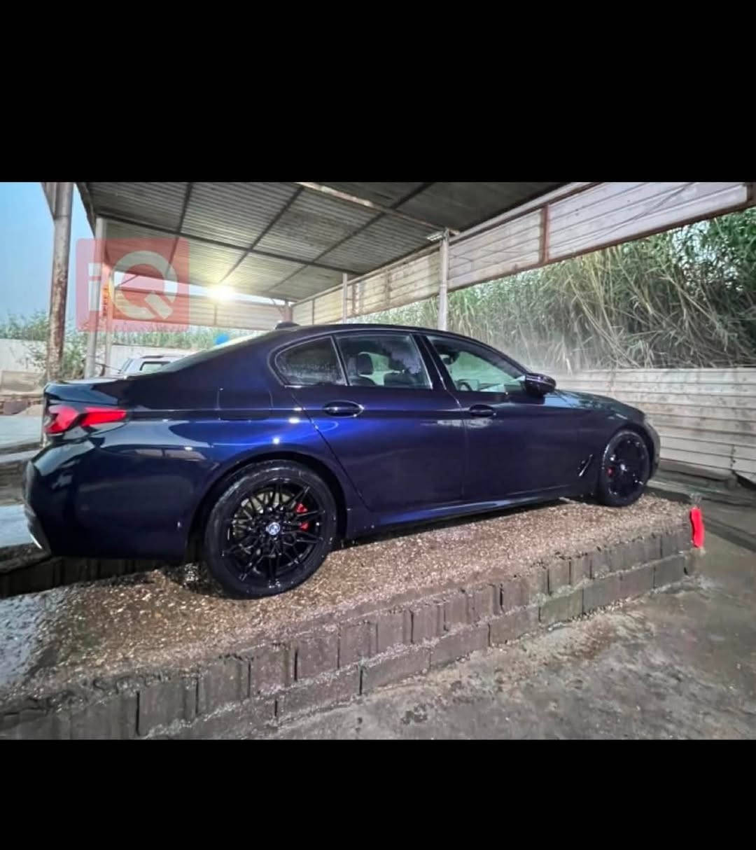 السلام عليكم BMW 530eام بكج  وارد امريكي   حادثهة.  موضح بلصورة  السيارة كاسرة بستم ابع على وضعهة  رقم بغداد  ومكانهة بغداد   
للتصال ***********
