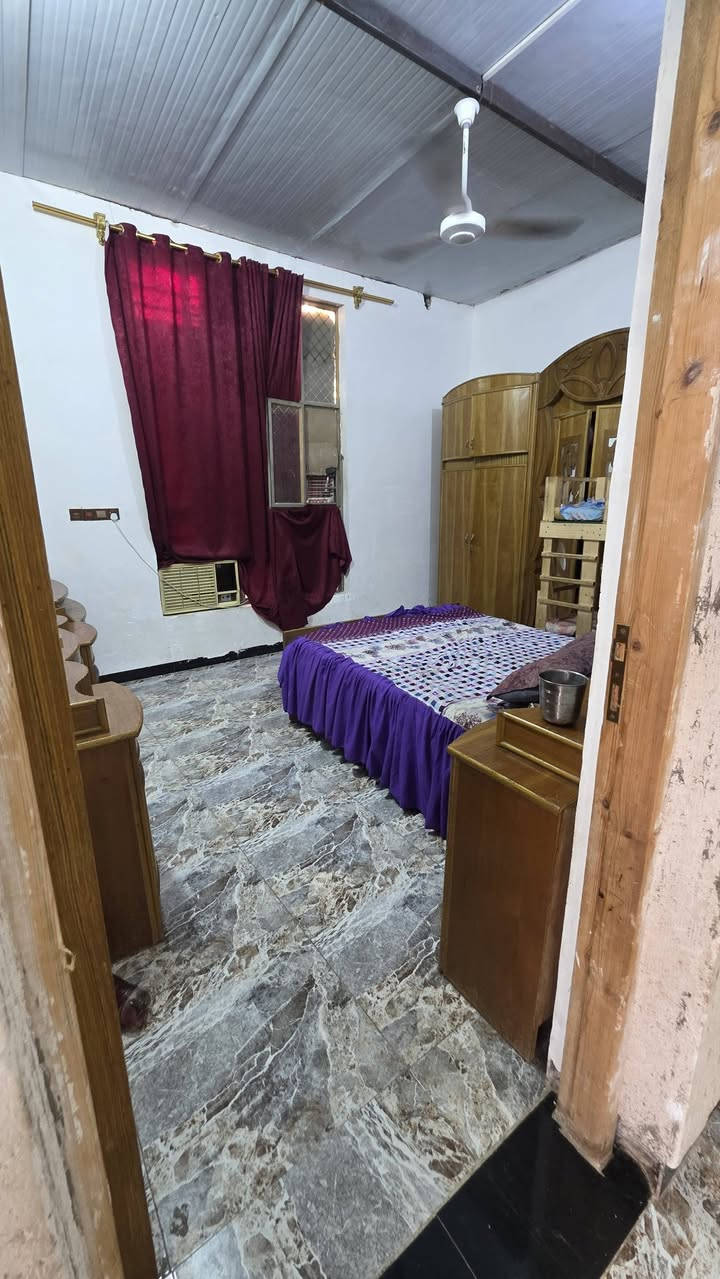 السلا عليكم دار للبيع اب حي خضير طابو 25مساحته 430 متر بناء طابوك مساحت البناء 150متر الطارمه 50 متر مربع  غرفتين 4×4 هول 7×4مطبخ حار وبارد 5×6 مضيف 6×5 ترك مترين حديقه نزال 27واجهه 7   سقف سندويج البيت ركن معزول وطنيه مولد ومي ومجاري
/ ***********
السلا عليكم دار للبيع اب حي خضير طابو 25مساحته 430 متر بناء طابوك مساحت البناء 150متر الطارمه 50 متر مربع  غرفتين 4×4 هول 7×4مطبخ حار وبارد 5×6 مضيف 6×5 ترك مترين حديقه نزال 27واجهه 7   سقف سندويج البيت ركن معزول وطنيه مولد ومي ومجاري
