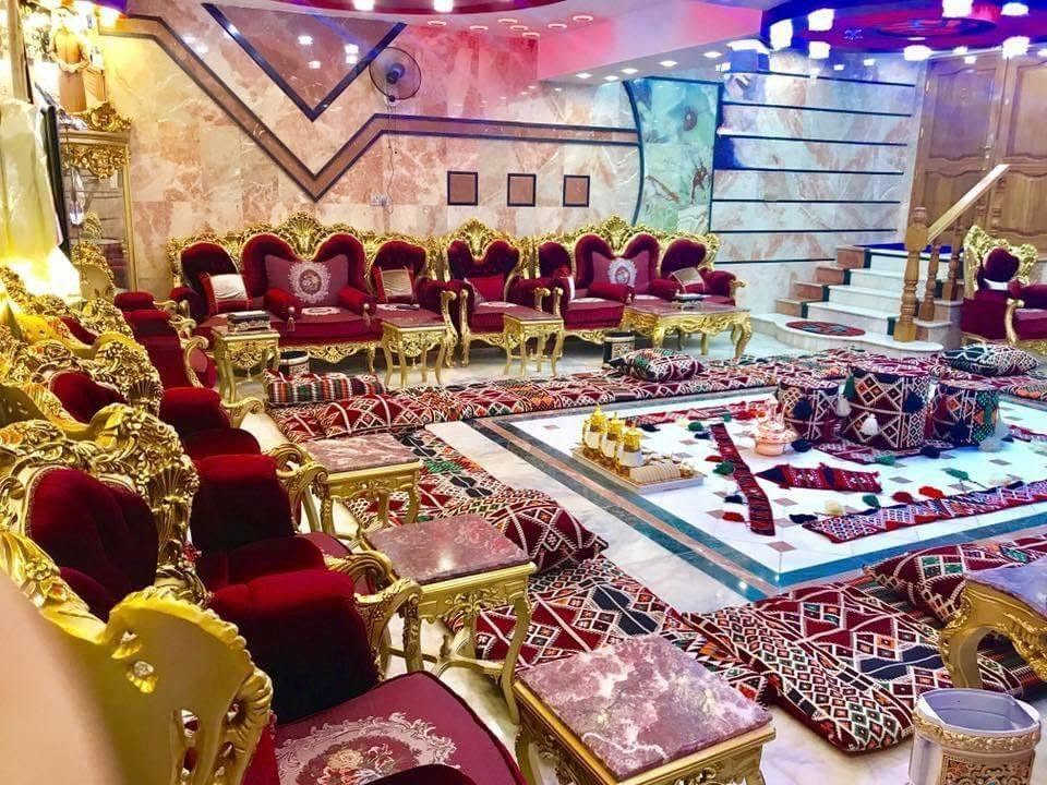 السلام عليكم
دار للبيع في بغداد جسر ديالى القديم شارع الإطفاء
المساحة ٢٩٠
يحتوي الطابق الأرضي.. على استقبال ضيوف +غرفة طعام +صحيات +كراج +ويوجد داخل الكراج غرفة مخزن      

الطابق الثاني.. غرفة نوم +استقبال ضيوف +مطبخ +صالة+صحيات طرمة

الطابق الثالث غرف نوع عدد 4   +   صحيات
البناء حديث  وايضا جميع الدار من الطابق الأول إلى الاخير مرمر جدران وارضية
لأي استفسار *********** اتصل وتدلل
علما الدار يفرغ خلال اسبوع
