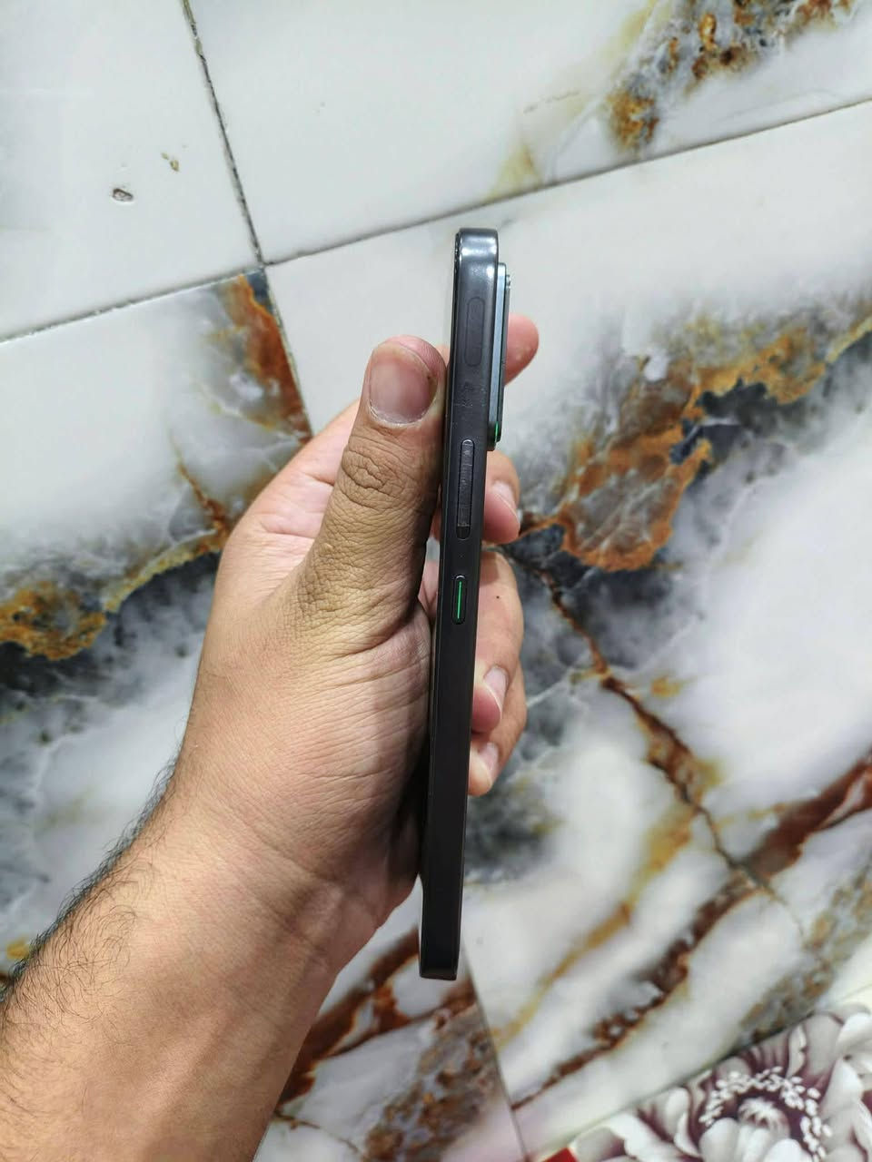 انفنكس Gt 30 Pro مراوس فقط
‏انفنكس Gt 30 Pro الشفت الايمن ما يشتغل تصليحة ب14 هو الضوة البضهر مراوس شعندك نزل للتواصل اكو وتساب  *********** و تكدرون تتواصلون فيس
