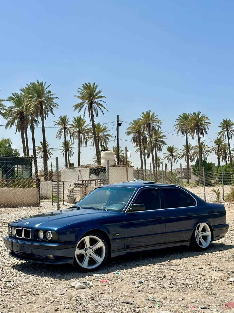 BMW525
موديل 1991
رقم اربيل 
مكينه وكير مكفولات 
كير عادي
تبريد شغال
كت كامل M
صدر امامي خلفي جديد
تخم تاير جديد
صبغ عام جماليه
السعر 55وبيها مجال
العنوان واسط الصويره
الاستفسار ***********

نص مكتوب في الصور:
- Meta AI