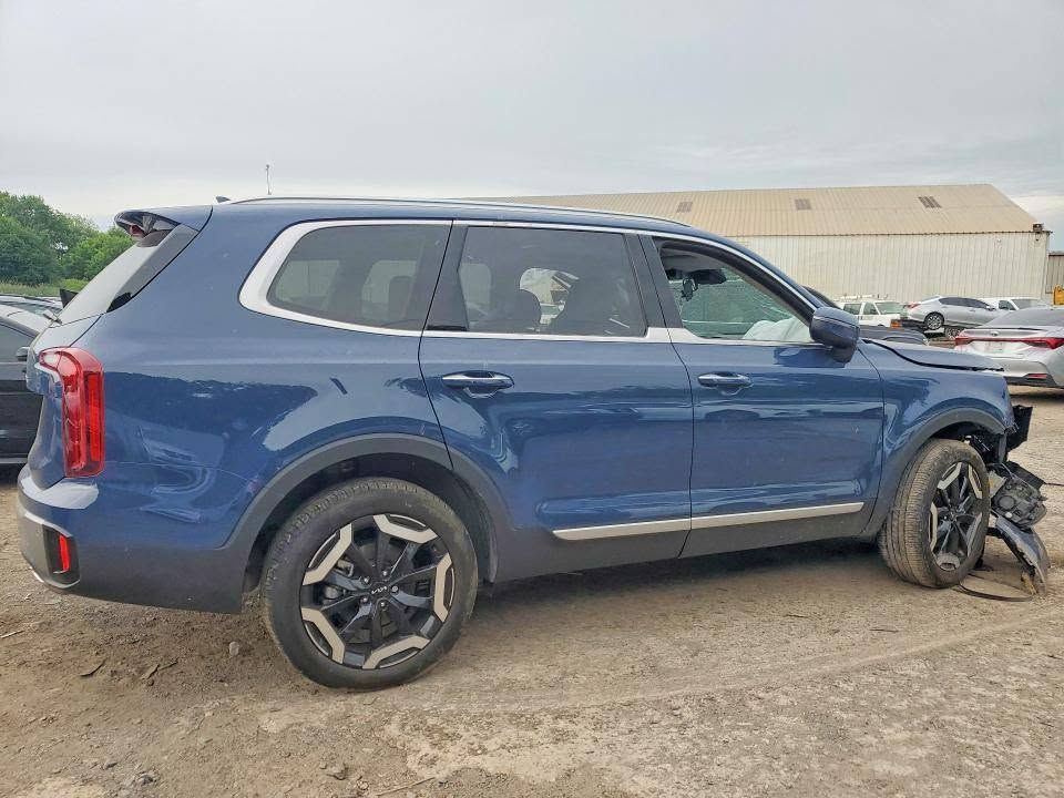 2025 KIA Telluride, S
6 131 mi ماشيه
                               رقم الشاصي 5XYP64GC4SG666411
                                           237$
واصل لباب بيتك كتاب الشهداء عليك وباقي التفاصيل عليه تخريج +ضريبة
بدون تصليح 
حادث دعماميه فقط
فتحة سقف
#البريسم_للمزادات_الأمريكية🚘🚙 وكيل شركة اسد بابل الدوليه شراء وشحن السيارات من امريكا الى العراق⛴انسب اسعار الشحن🛳🚛⚠️ #كشف_اضرار_السيارات 🚢⚓️ #تخليص_كمركي_عام🚦🚥#انجاز_المعاملات_المروريه🔧⚙️ #توفير_قطع_غياربأدارة حيدر البريسم☎️ ***********☎️ ***********إنستقرام:b3_8hفيسبوك:البريسم للمزادات الأمريكية✅البصره حي الجامعه شارع مستشفى الطفل قرب مطعم ابو سجاد
