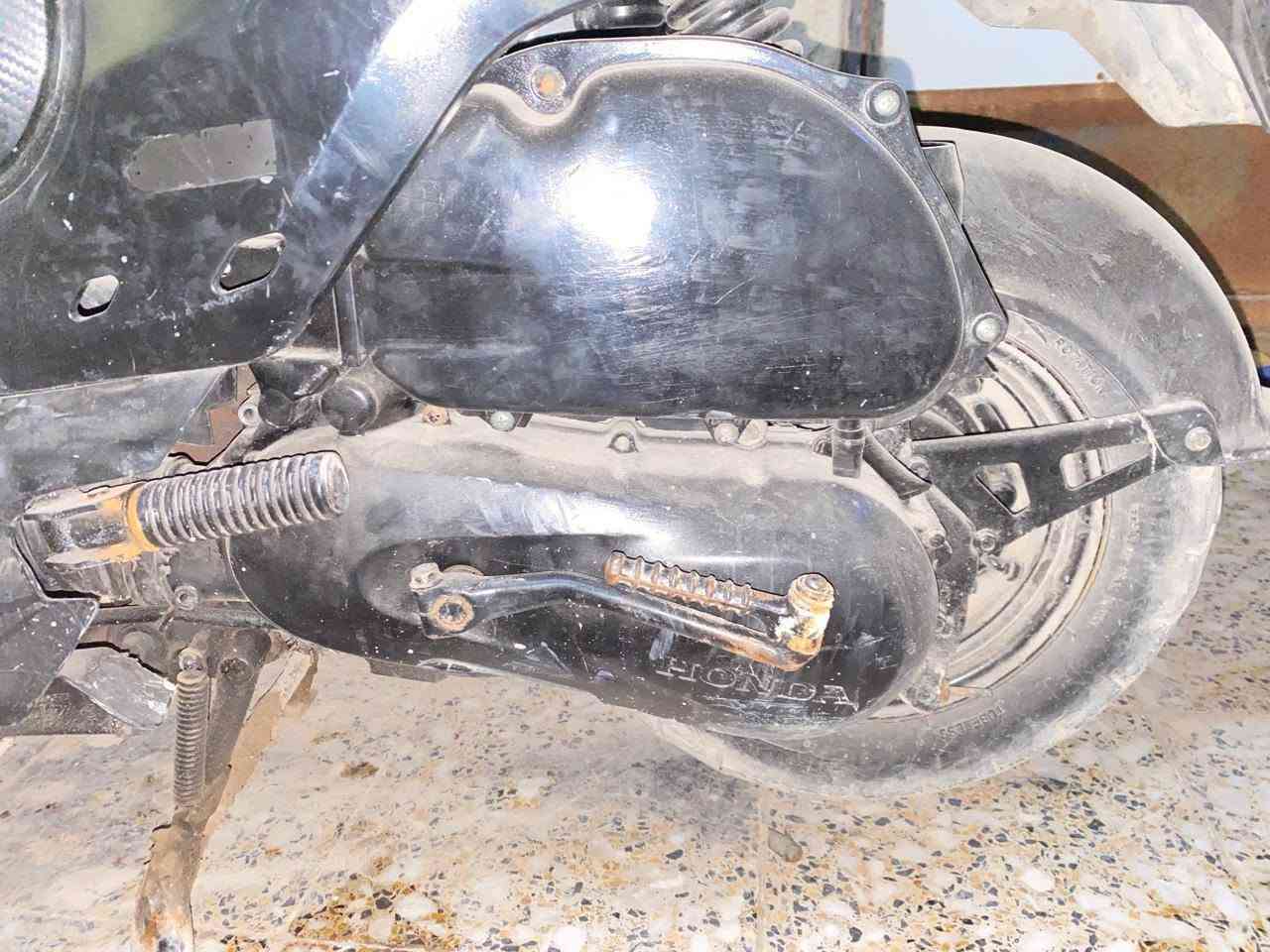 دراجة هوندا ياباني  نوع Honda Click 110    الدراجة گاطعة ولفات فقط دراجة رزانة  وسرعه تشگ الگاع يحتاج فقط ولفات ابيعها على عطلها السعر250 وبيها مجال بسيط العنوان شط العرب التنومة ملاحظة الدراجة ماخذهة ب 14 ورقة كل التفاصيل مذكورة الدراجة گاطعه ولف يحتاج ولفات ابيع عطلانة للتواصل    
 *********** اتصل واتساب
