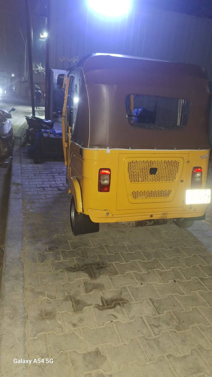 موديل ٢٠٢٢ رقم بغداد  ،***********
