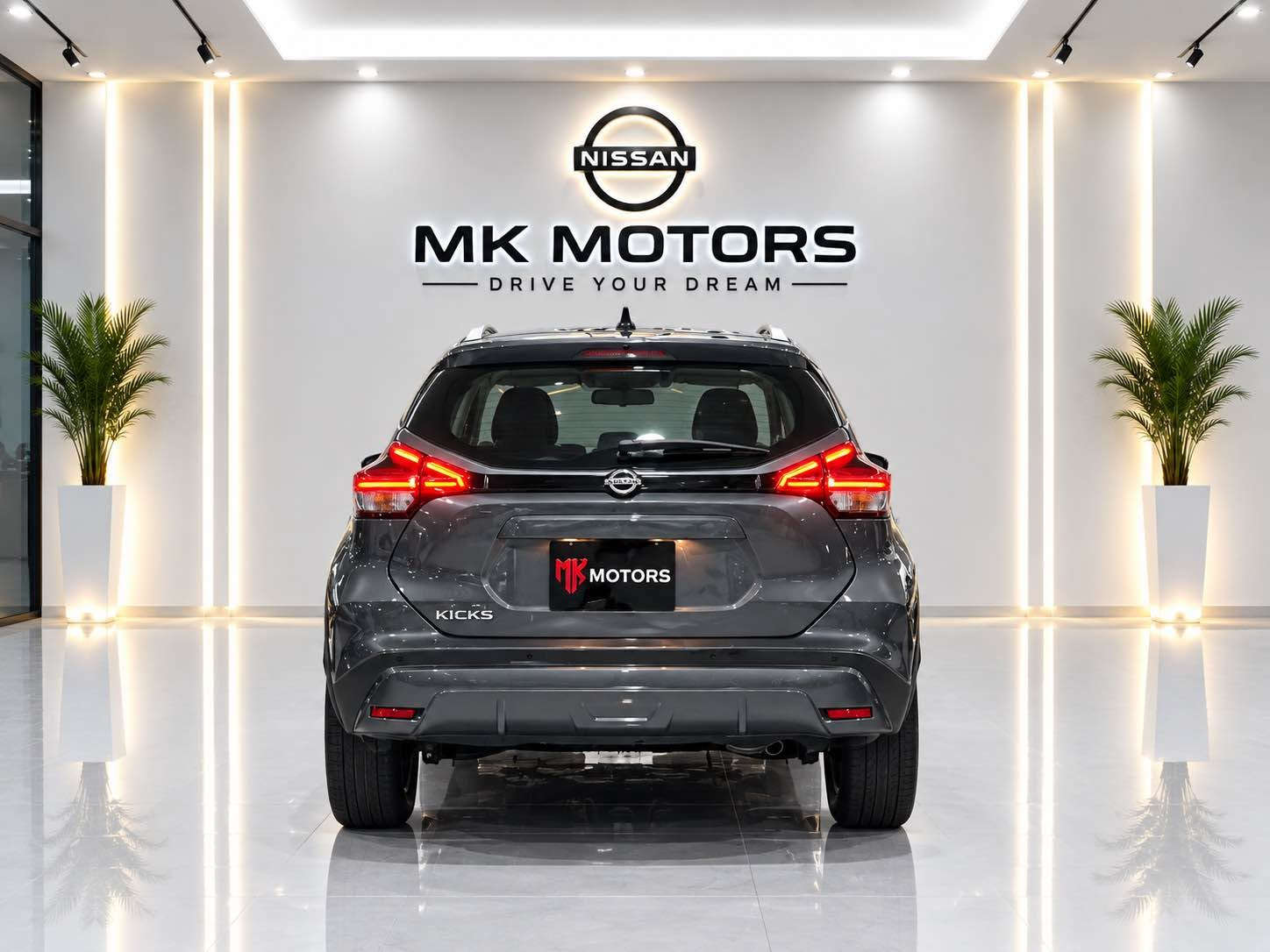 للبيع NISSAN Kicks S موديل 2024 السيارة نظيفة جدآ السيارة بدون ضرر شباب واضح عدكم صور حادث و موجود سونر 
رقم شاصي : 3N1CP5BV3RL540038
 بيها فقط صندوق بخ مواصفات s  ماشيه 20mil ترقم دهوك  اربیل سلیمانی مكان سيارة دهوك السعر بلاش رقم هاتف :*********** واتساب دهوك, العراق
