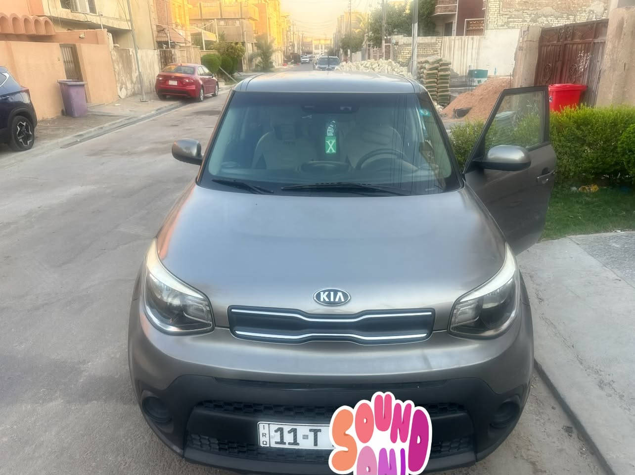 كيا صول امريكي موديل 18 مكينه 2000 جي دي مكفول مكينه كير حداديه تبريد ثلج
مواصفات السيارة 
فول تحكم ستيرن كامل 
نظام سبورت قياده ذاتيه 
نظام تقليل صرف الوقود 
شاشه كبيره مثبت سرعة 
كاميرا خلفيه 
رقم بغداد
السياره جاهزة من جميع النواحي تجي تكلب وتقتنع 
تخم تاير جديد وتبريد ثلج 
ادامه كامله من بلكات وفيت بم ونوزلات 
وحمام داخلي وخارجي 
ماشي 43 الف  ميل 
مكان السيارة بغداد
السعر 110 وبيها شويه مجال 
*********** اتصال فقط غير متوفر على الانترنيت

نص مكتوب في الصور:
- FRIDAY