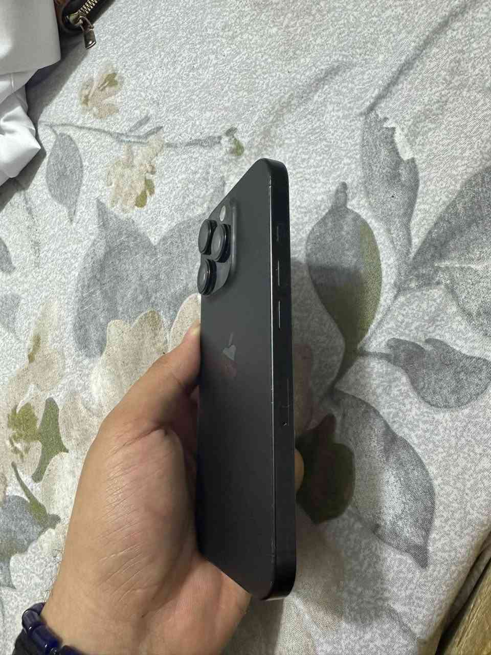 ايفون ١٦ برو • ١٢٨ • بطارية ٩٠٪
