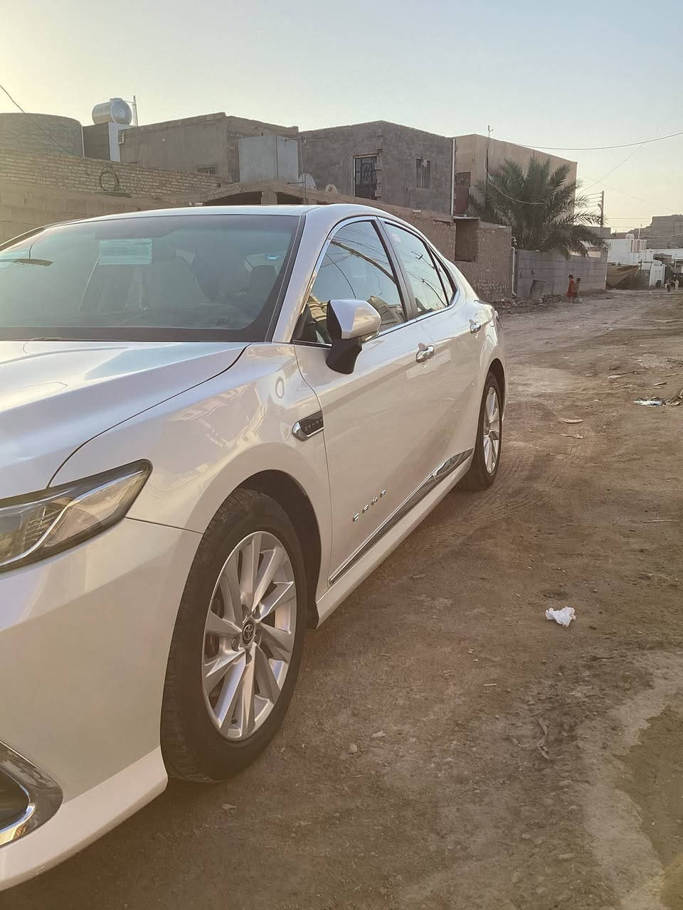السلام عليكم  عيني السياره كدامك مكفوله الفئه( GLE) فول  سعرها 250 وبيها مجال باقي التفاصيل اتصل وبيك خير وتدلل الاستفسار اتصل عل هذه الرقم /***********
